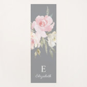 Feminine Floral Girly Pink Monogram Yoga Mat ヨガマット (正面)