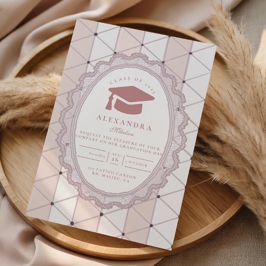 Feminine Scalloped Graduation 招待状