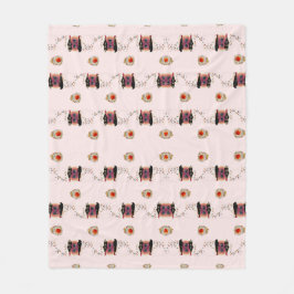 Feminine Surrealism in Warm Tones フリースブランケット