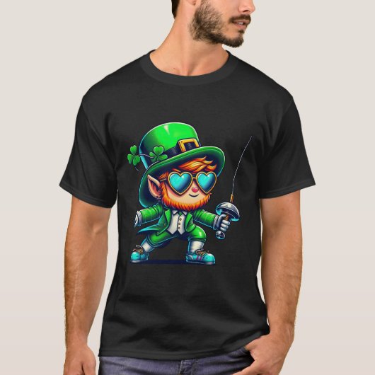 Fencing Leprechaun Kids Mens Womens St Patricks Da Tシャツ (正面)