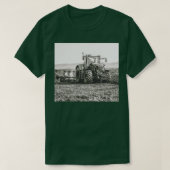 Fendt Tractor Puling in The Surrey Hills UK Tシャツ (デザイン正面)