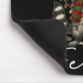Feral And Festive Raccoon Santa Hat Christmas Ligh マウスパッド (コーナー)