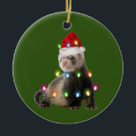 Ferret With Hat Lights Christmas セラミックオーナメント<br><div class="desc">Ferret With Hat Lights Christmas</div>