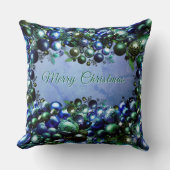 Festive Blue and Green Holiday Throw Pillow クッション (正面)