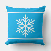 Festive Bright Azure Blue White Stripes Snowflakes クッション (正面)