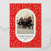 Festive Candy Cane Pattern Christmas family photo 箔シーズンカード (正面)