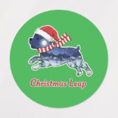 Festive Christmas Leaping Dog | Cute Puppy Santa  ラベル (デザイン2)