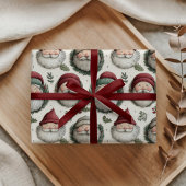 Festive Christmas Santa with Holly Wreaths Pattern ラッピングペーパー