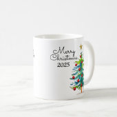 Festive Christmas Tree With Red Ornaments コーヒーマグカップ (正面右)