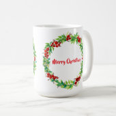 Festive Christmas wreath with red berries コーヒーマグカップ (正面右)