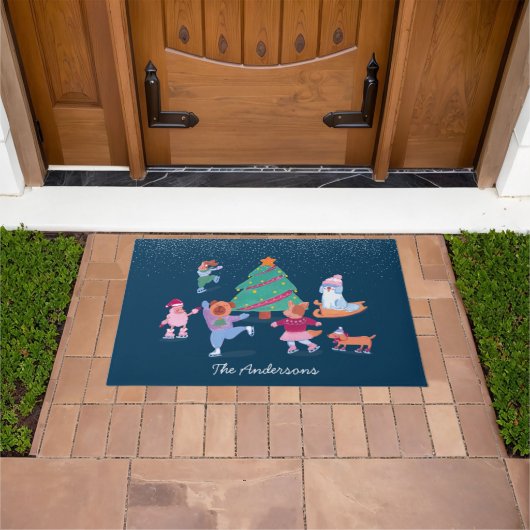 Festive Dogs Ice Skating Dark Blue Christmas ドアマット (室外)