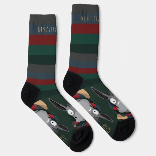 Festive Fun Winter Donkey Illustration Dark Green ソックス (右)