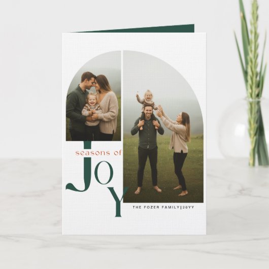 Festive Green Script Folded Two Photo Christmas シーズンカード (正面)