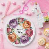 Festive Purple Orange and Red Roses Wedding ペーパープレート (パーティー)