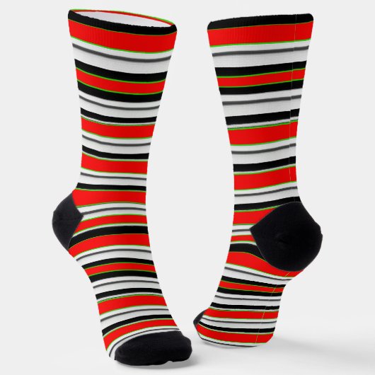 Festive Stripe Socks – Bold Cozy Style ソックス (傾斜あり)