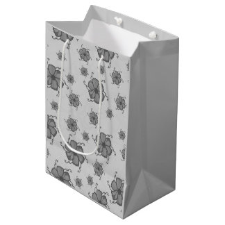 Festive Tropics Floral Monochrome Gift Bag Gray ミディアムペーパーバッグ