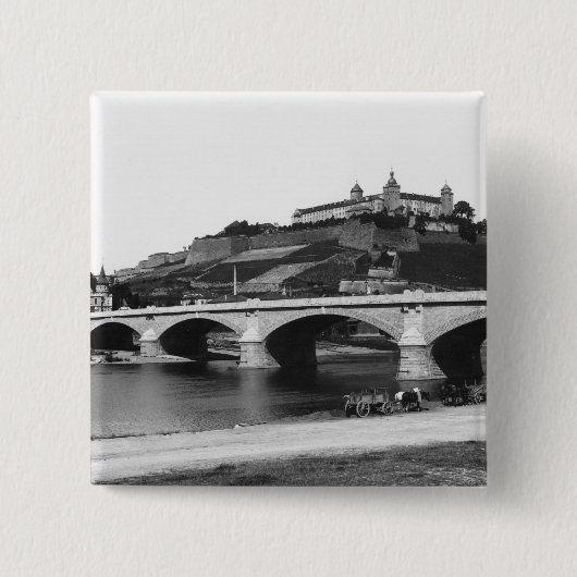 Festung Marienbergの要塞 缶バッジ (正面)