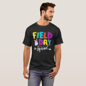 Field Fun Day Squad School Trip Vibes Boys Girls T Tシャツ (正面フル)