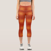 Fiery Sunset Orange Abstract Texture High-Waisted  カプリレギンス (正面)