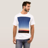 Fiery Sunset Tee to Brighten Your Wardrobe  Tシャツ (正面フル)