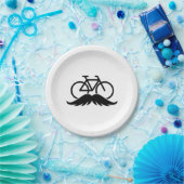 Fietser met snor voor mamil. Fiets of racfiets.  ペーパープレート (パーティー)