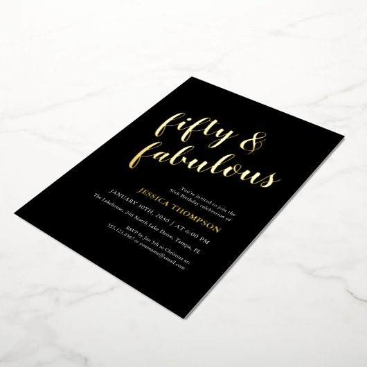 Fifty and Fabulous Gold Script 50th Birthday 箔招待状 (回転した状態)