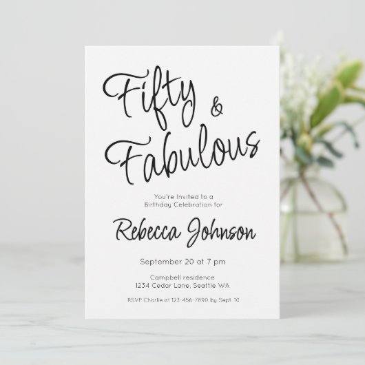 Fifty and Fabulous Script Black 50th Birthday 招待状 (スタンド正面)