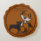 figdewdrop Fig & Blinky Hugs & Kisses Round Pillow ラウンドクッション (裏面)