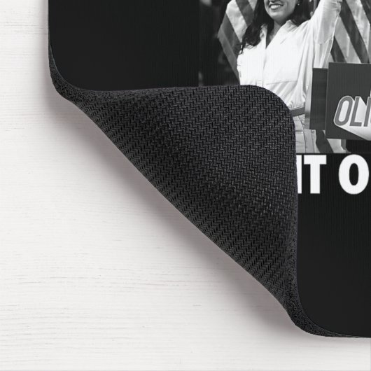 Fight Oligarchy Bernie Sanders And Aoc Freedom Us  マウスパッド (コーナー)