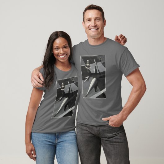 Figurinen im Raum Studie zum Triadischen Ballett O Tシャツ (ユニセックス)