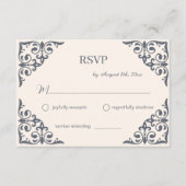 Filigree素朴、ウェディングRSVP エンクロージャーカード (正面)