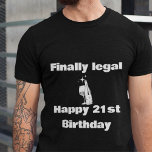Finally Legal Happy 21st Birthday Shirtsギフトガイ Tシャツ<br><div class="desc">彼祝の特別な機会に彼に贈る男性へFinally Legal Happy 21st Birthday Shirtsと彼のマイルストーン。シャンパンインスパイアスタイルのtouchで飾られた黒いミニマルなシャツは、単なる贈り物ではなく、21歳の誕生日の時にモダンはエレガント、声明を発表する存在である。最後に法律と準備祝ができて、彼のための21歳の誕生日のギフトと彼の日最高のを思い出に作る。Happy 21st Birthdayシャツでスタイルと洗練を選び、息子、兄弟、または特別な男性に最適。応援21エレガンスモダンで！🎉🍾</div>