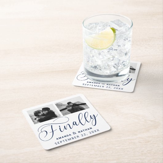 Finally Minimalist結婚の2枚の写真Save the Date スクエアペーパーコースター (インサイチュ)