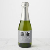 Finally Minimalist結婚の2枚の写真Save the Date スパークリングワインラベル (正面)