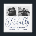 Finally Minimalist結婚の2枚の写真Save the Date マグネット<br><div class="desc">それは待つ価値があり、今ではあなたは最終的にあなたの保存日を送信する準備ができている！このミニマルな結婚式は、日付の磁石を除いて完全にシンプルまだすごいだ。自分のデザイン、名前、日付を追加して、写真を簡単にパーソナライズ結婚する。一致する項目はコレクション内に見つかる。</div>