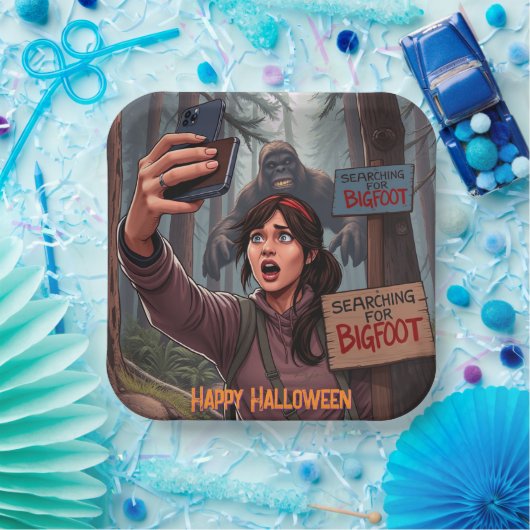 Finding Bigfootサスカッチセルフィー ペーパープレート (パーティー)