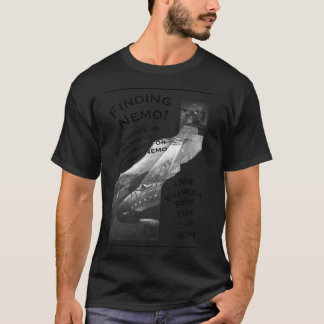 Finding Nemo Jules Vernes New Steampunk Book204 Tシャツ