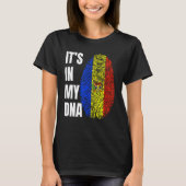 Fingerprint DNA Biometry Moldova Flag Moldova Tシャツ (正面)