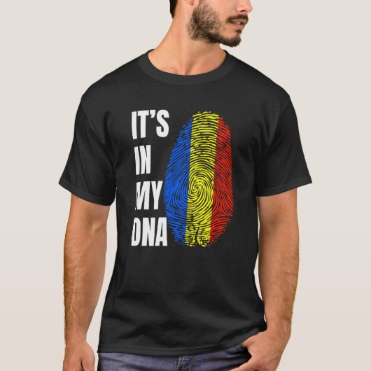 Fingerprint DNA Biometry Romanian Flag Romania Tシャツ (正面)