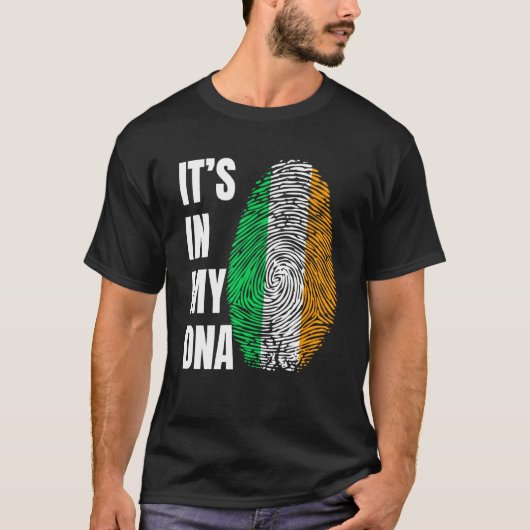 Fingerprint DNA St Patrick's Day Irish Flag Irelan Tシャツ (正面)