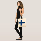 Finland Flag トートバッグ (正面(モデル))