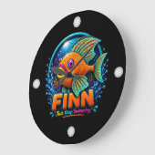 Finn the Dolphin – “Ride the Waves of Wonder” ラージ壁時計 (傾斜)