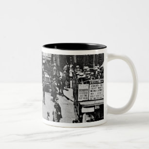 Finsbury Parkの場所、c.1923 ツートーンマグカップ