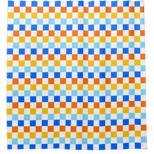 Fire and ice checkerboard pattern シャワーカーテン (正面)