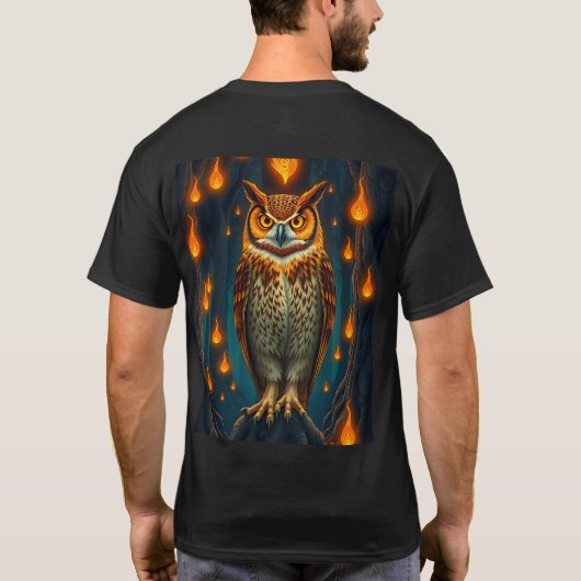 Fire-Eyed Owl Art: Golden Embers, Mystical Tシャツ (裏面)
