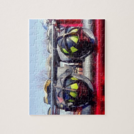 Fire Helmet and Boots ジグソーパズル (縦)