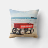 Fire Island red wagon sandy beach LI New York クッション (裏面)