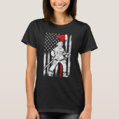 Firefighter American Flag Patriotic US Fireman 4th Tシャツ (正面)