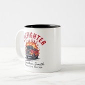 Firefighter Firetruck on Fire Rescue ツートーンマグカップ (正面左)