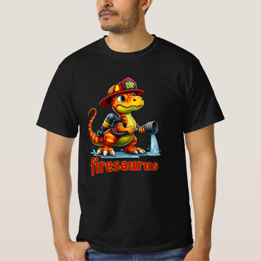 Firesaurus – 可愛い恐竜の消防士の漫画Ill Tシャツ (正面)